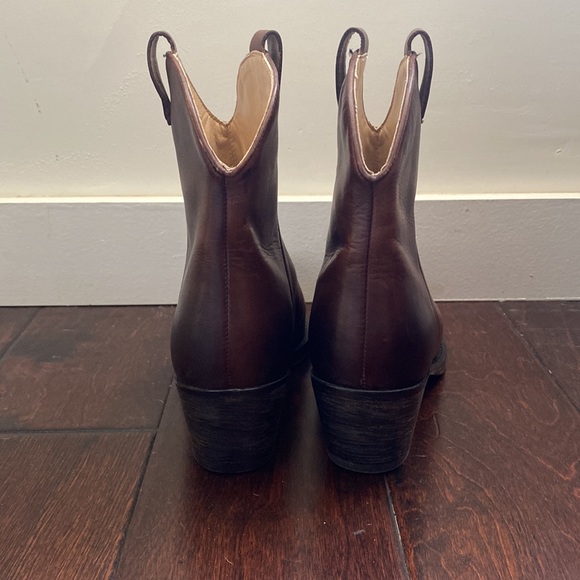 Barney’s New York boots - Picture 3 of 12